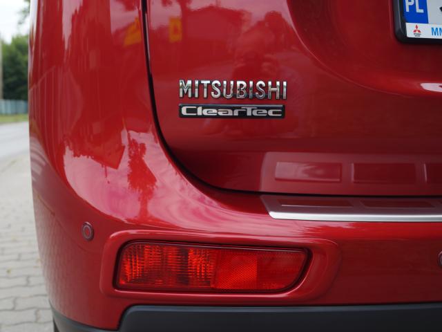 Mitsubishi Outlander III Czeladź ul. Nowopogońska 70