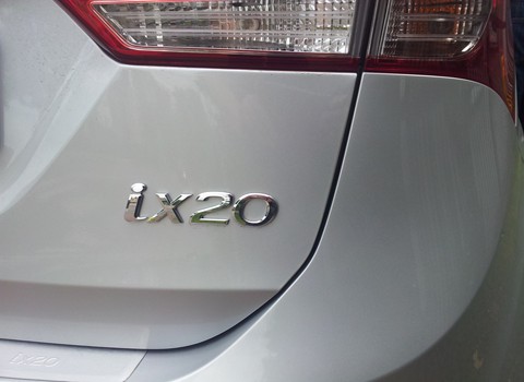 Hyundai iX 20 pokrowce uszyte w Cardo Czeladź